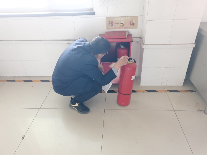 燕赵驿行集团石家庄分公司开展服务区综合服务质量提升行动2
