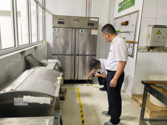 b50d2d7d8d27214eab4fda1f72ca8ef7