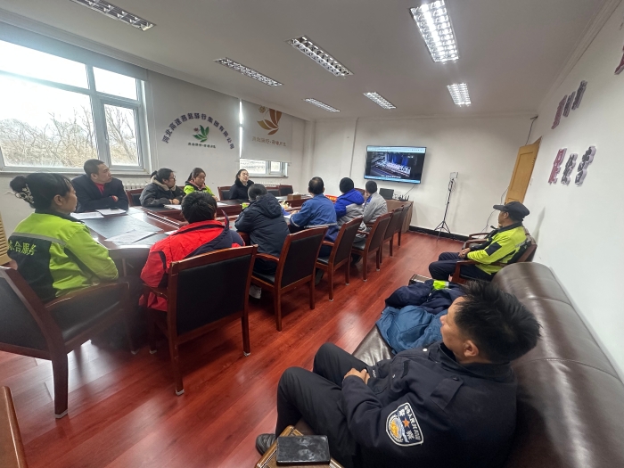 筑牢防火屏障 守护平安旅途——燕赵驿行集团宣化服务区全面开展消防宣传月活动 (1)