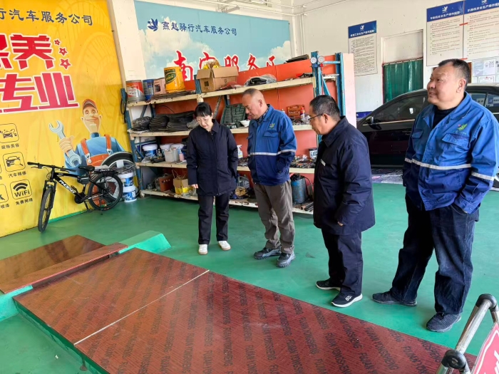 517ff85ab6220e15ef63db5a5f34e445