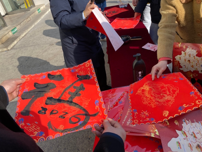 d8e5b4b92fd1603def252dda7df3e726