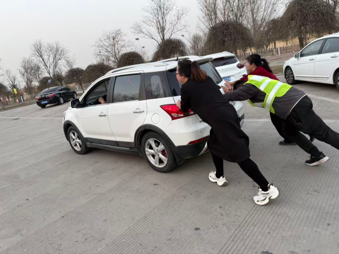 b0b5f0ca250e94feccfc753c3ab220f7