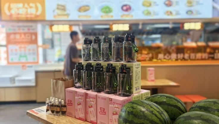 暖心关怀驱暑热 聚力护航惠民生——集团工会慰问“那些好时光”社区食堂筑业花园店一线职工