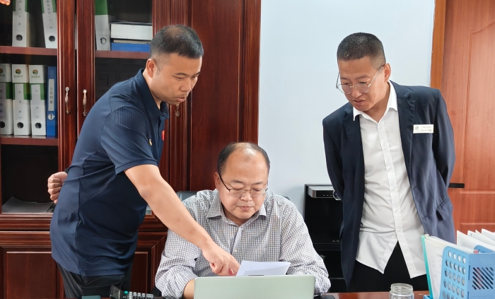 李震军调研 (4)